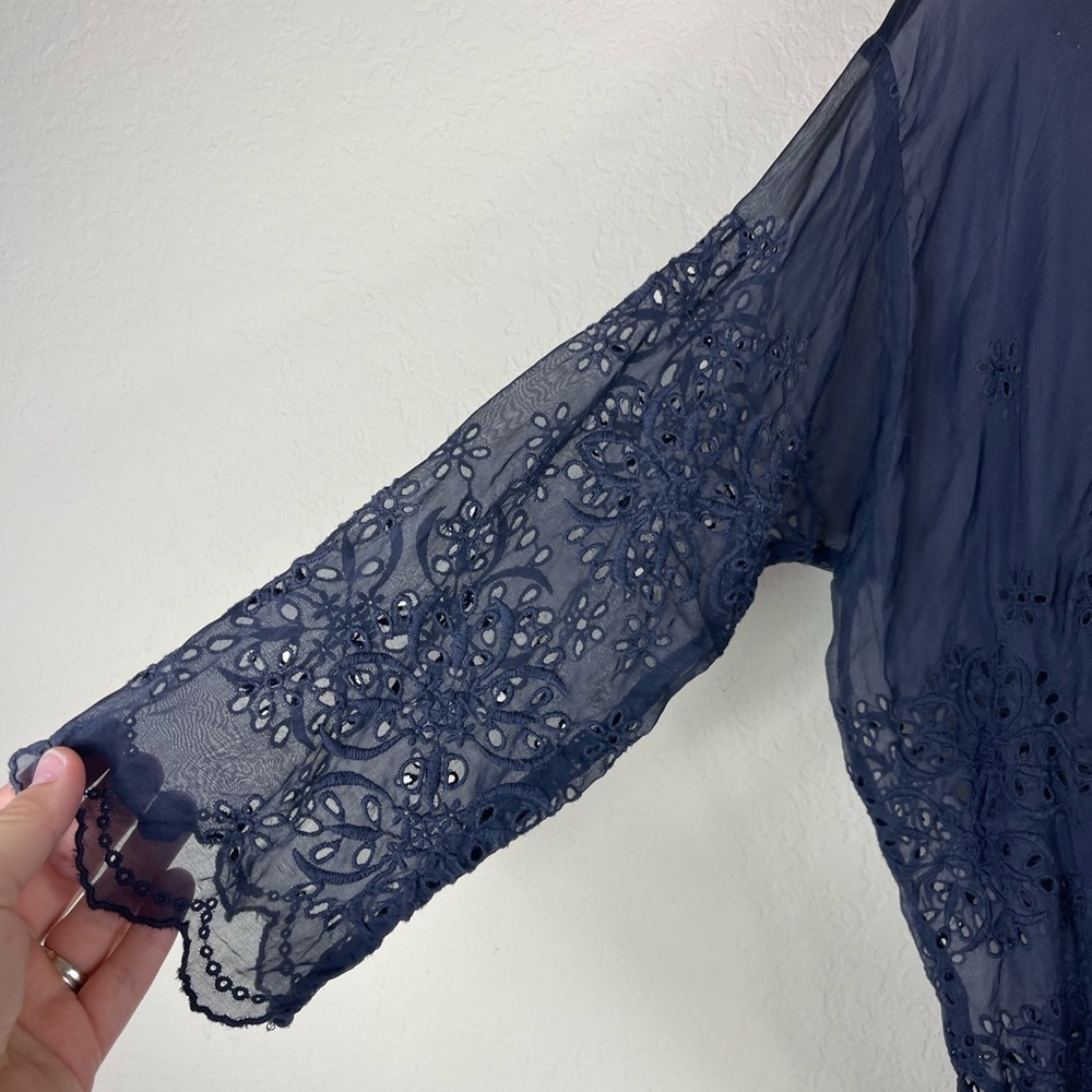 Johnny Was 4 Love and Liberty Silk Lace Eyelet Ruffle Top in Grey Size Small - Picture 3 of 8
